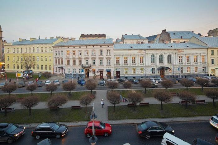 Exclusive Apartment On Shevchenko Avenue 10 Λβιβ Εξωτερικό φωτογραφία